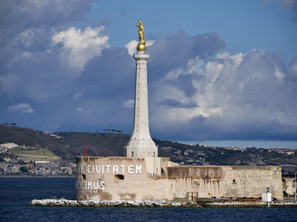 Similar image 1560426