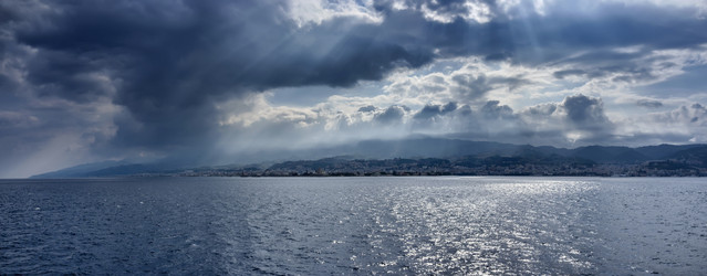 Similar image 1560975