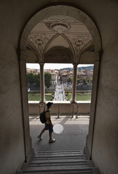 Similar image 1561186