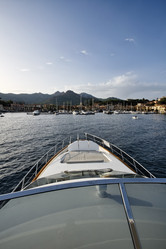 Similar image 1561248