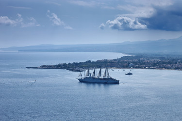 Similar image 1561671