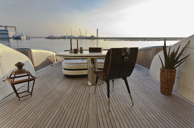 Similar image 1561860