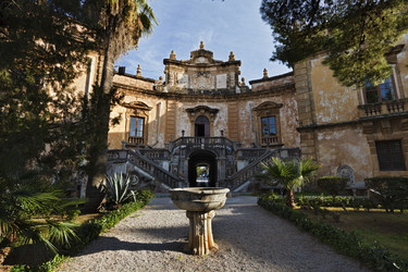 Similar image 1562613