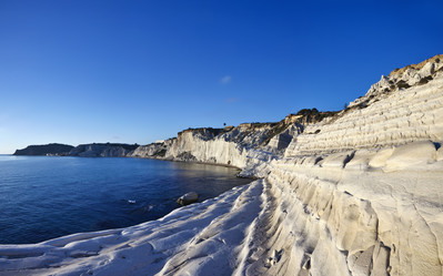 Similar image 1563437