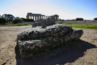 Similar image 1565400