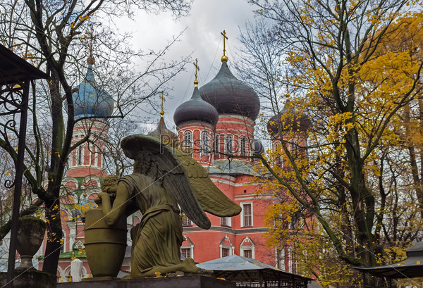 Монастырь на Донской улице в Москве