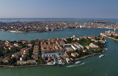 Similar image 1566478