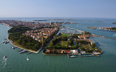 Similar image 1566601