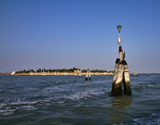 Similar image 1566664