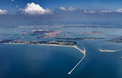 Similar image 1567090