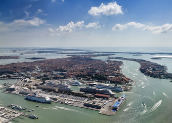 Similar image 1567181