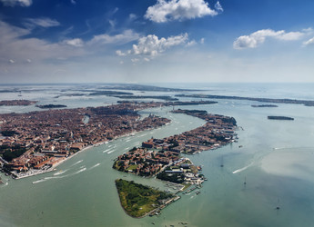 Similar image 1567193