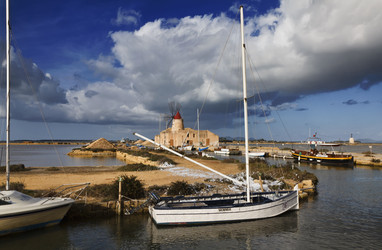 Similar image 1567848