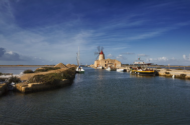 Similar image 1567928