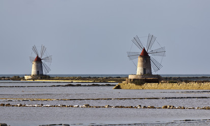 Similar image 1567936