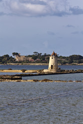 Similar image 1567960