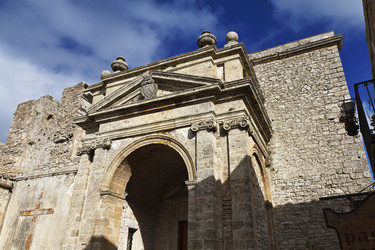 Similar image 1568159