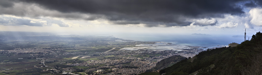 Similar image 1568166