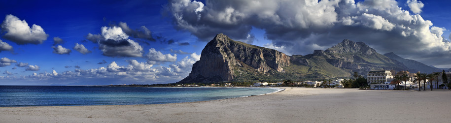 Similar image 1568423