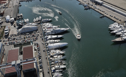 Similar image 1569037