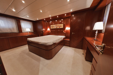 Similar image 1569117