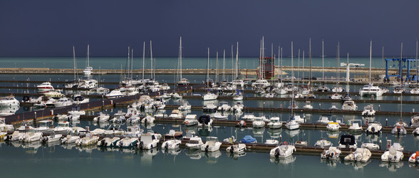 Similar image 1569330