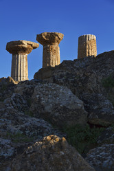 Similar image 1570096