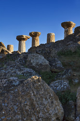 Similar image 1570101