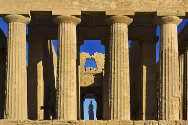 Similar image 1570140