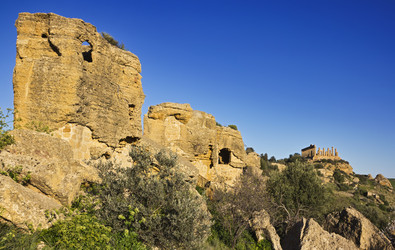 Similar image 1570198