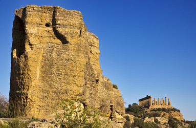 Similar image 1570199