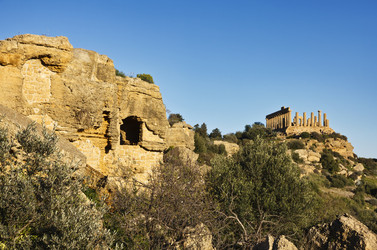 Similar image 1570243