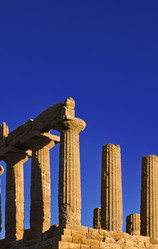 Similar image 1570296