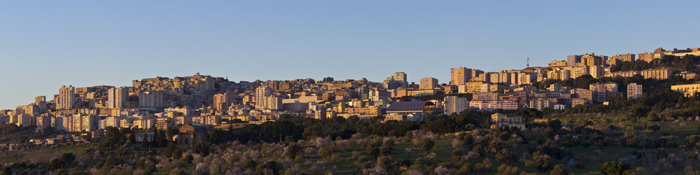 Similar image 1570399