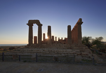 Similar image 1570419