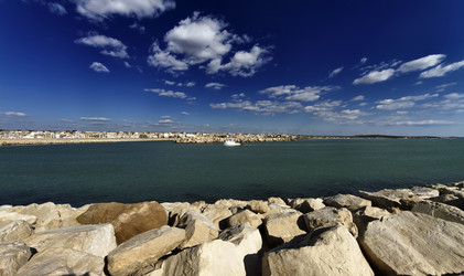 Similar image 1570759