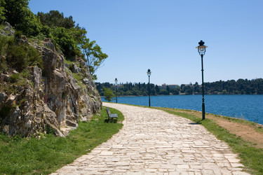 Similar image 1586853