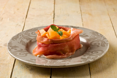 Similar image 1587104