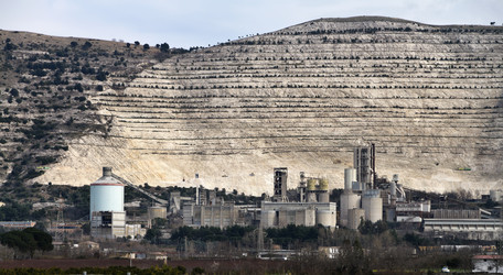 Similar image 1594786