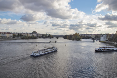 Similar image 1675356