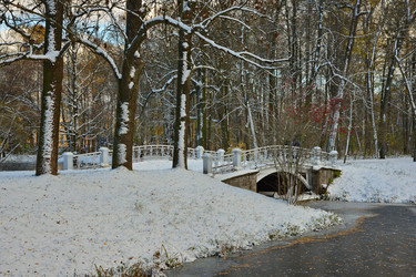 Similar image 1676056