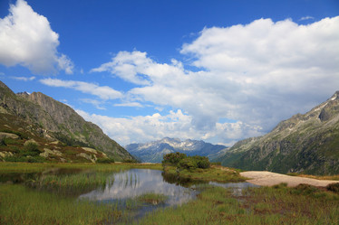 Similar image 1677075