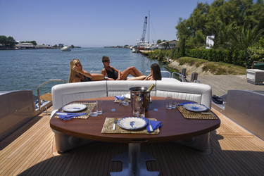 Similar image 1678840