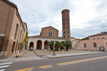 Similar image 1711108