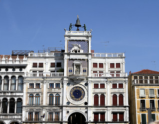 Similar image 1712619