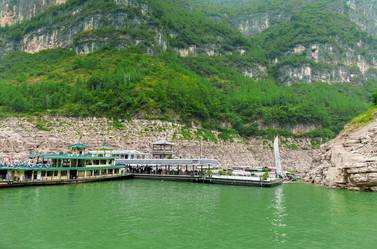 Similar image 1716042