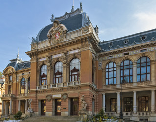 Similar image 1717500