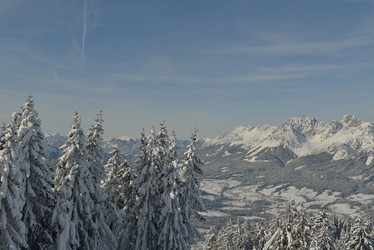 Similar image 1738028