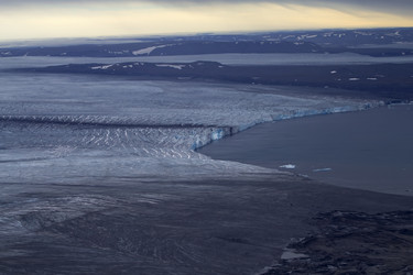 Similar image 1753421