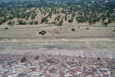 Similar image 1755026